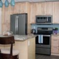 Lakefront Hideaway